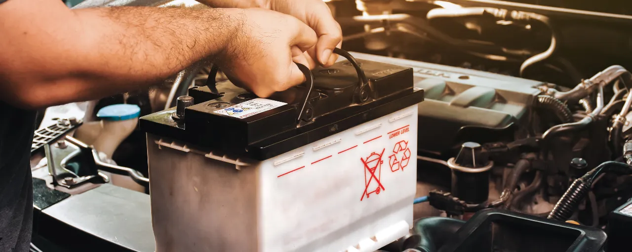 panne-batterie-voiture-que-faire.webp